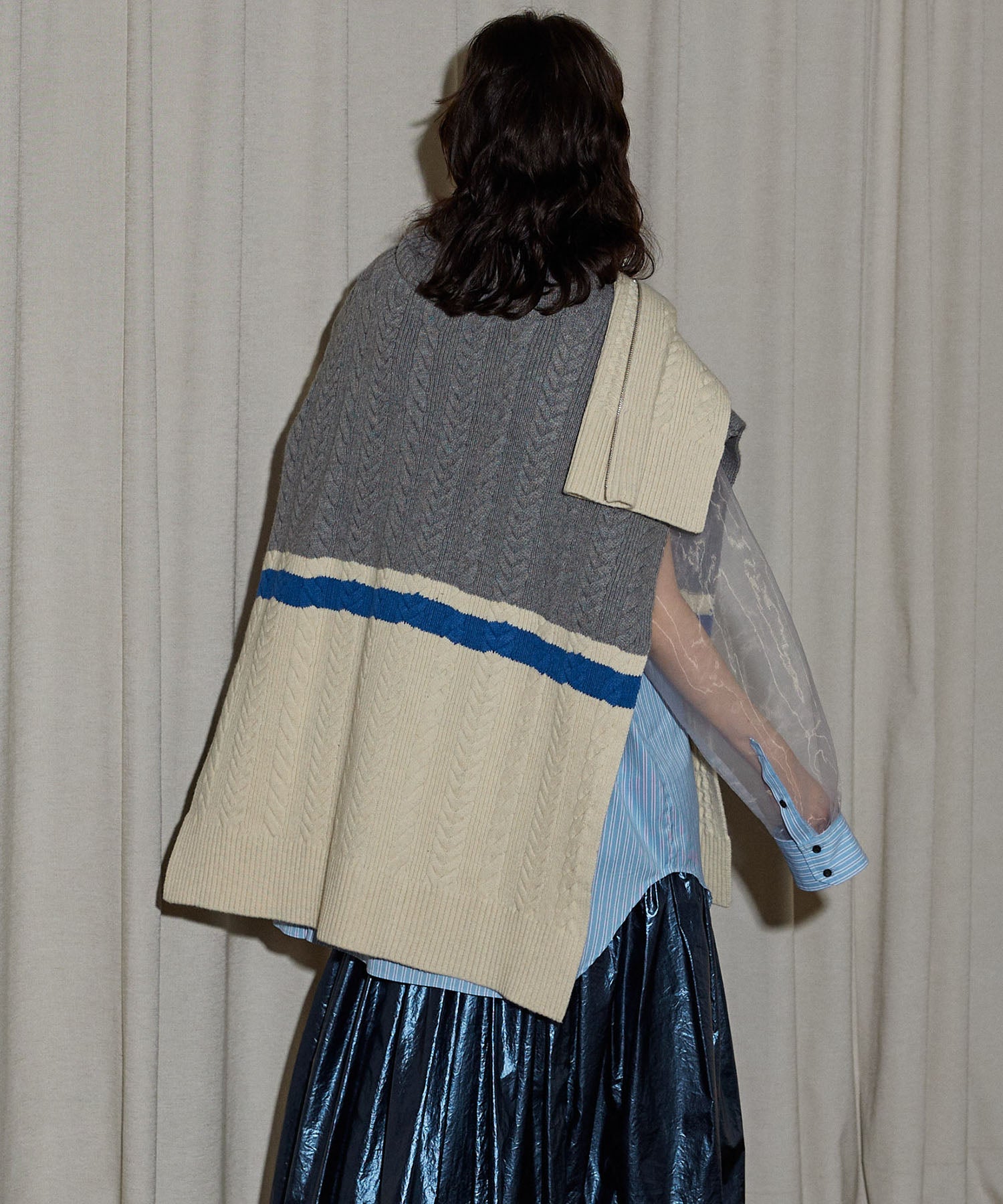 【SALE】Cable Fastener Poncho