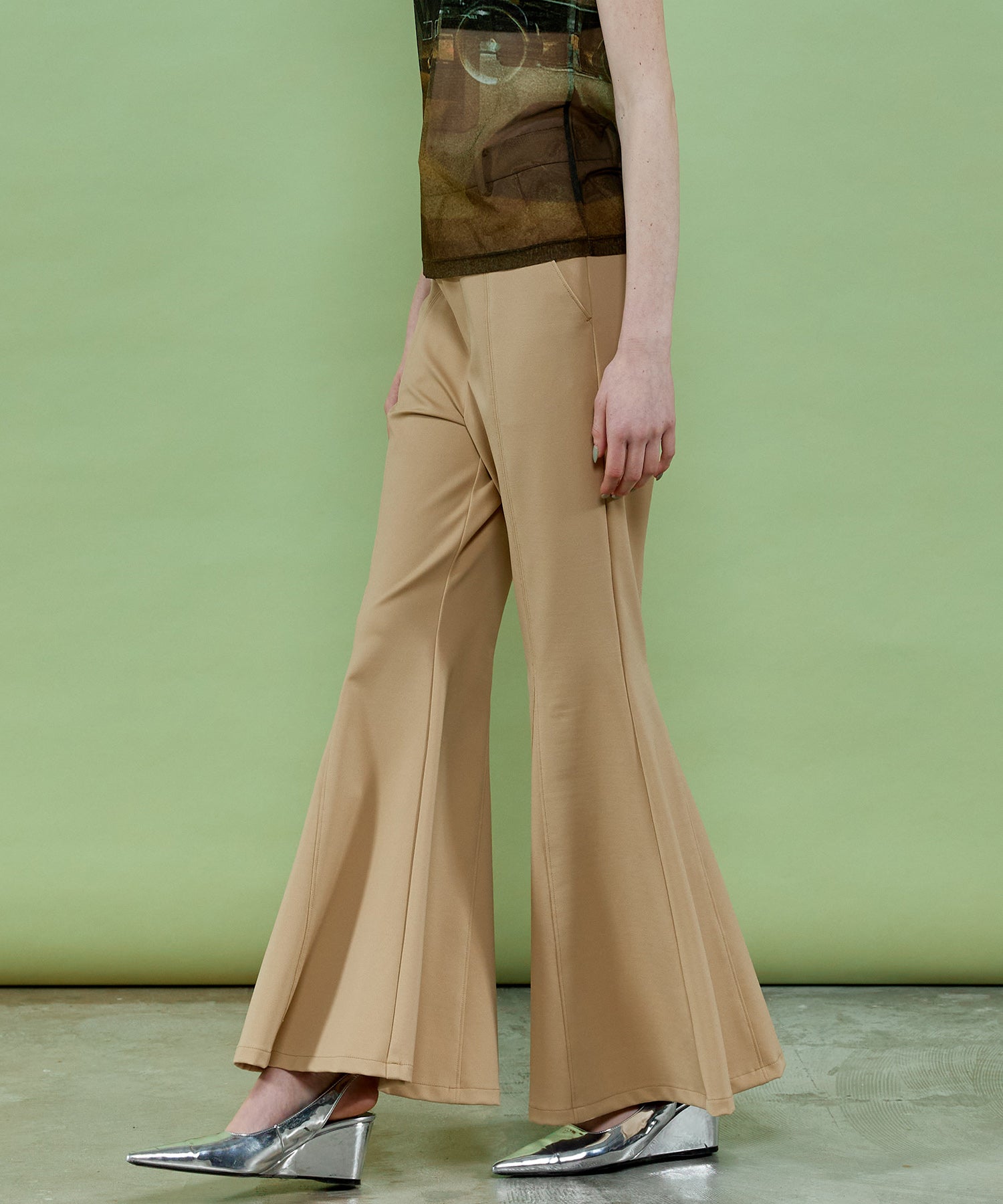 Super Flare Stretch Pants