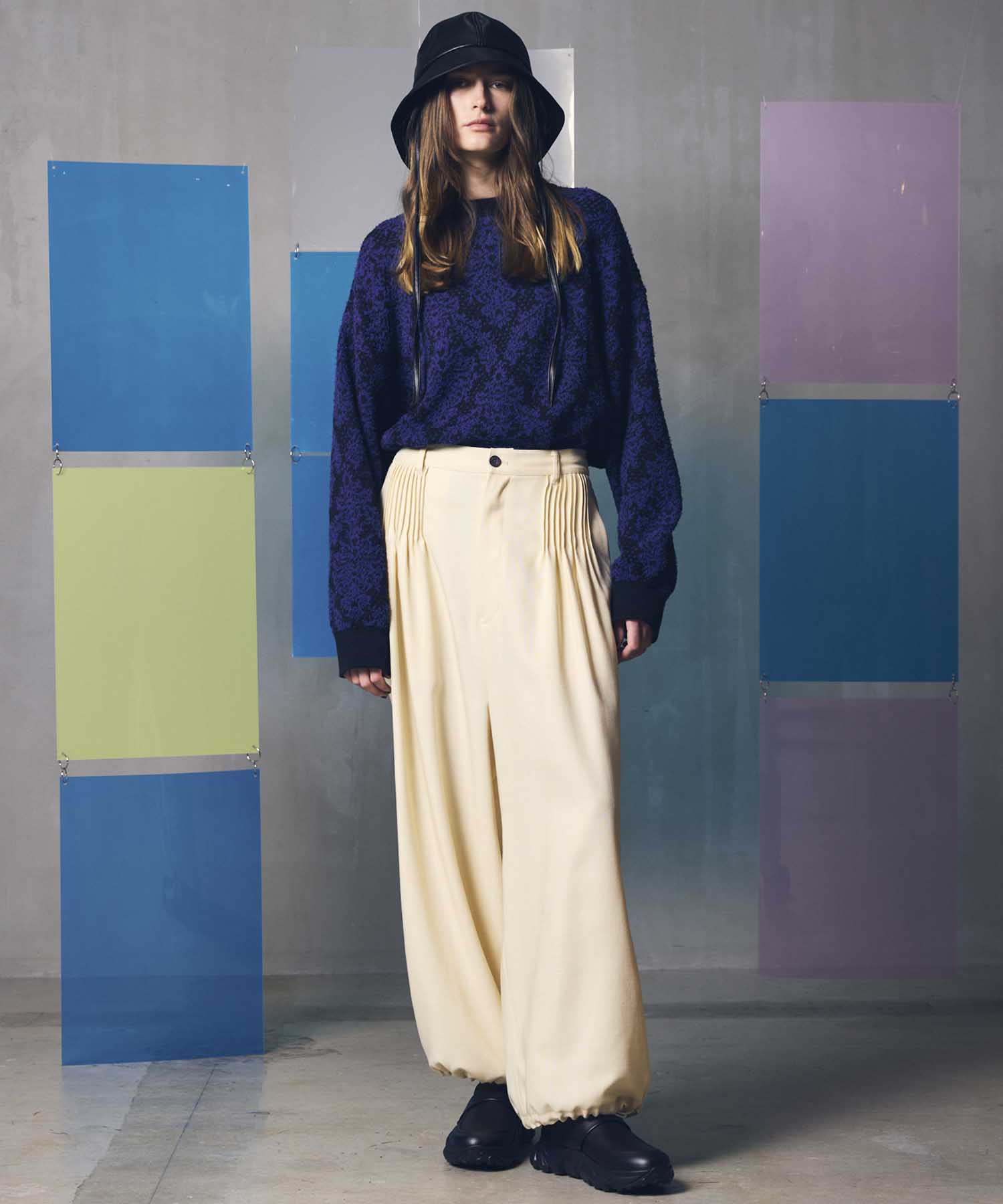 Buzzam-Tuck Prime-Wide Pants