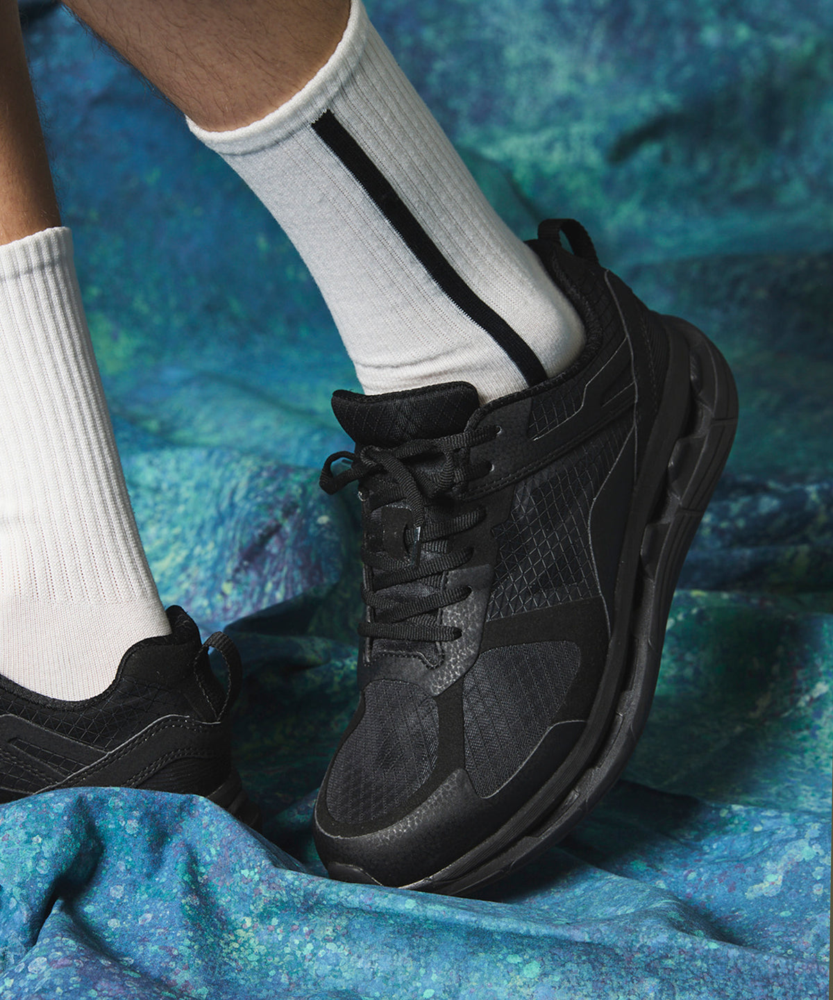 【MOISTHROUGH360】Waterproof Sneaker