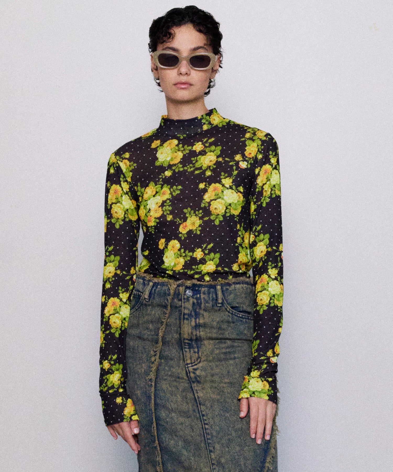 Flower Dot Turtle High Neck Tops