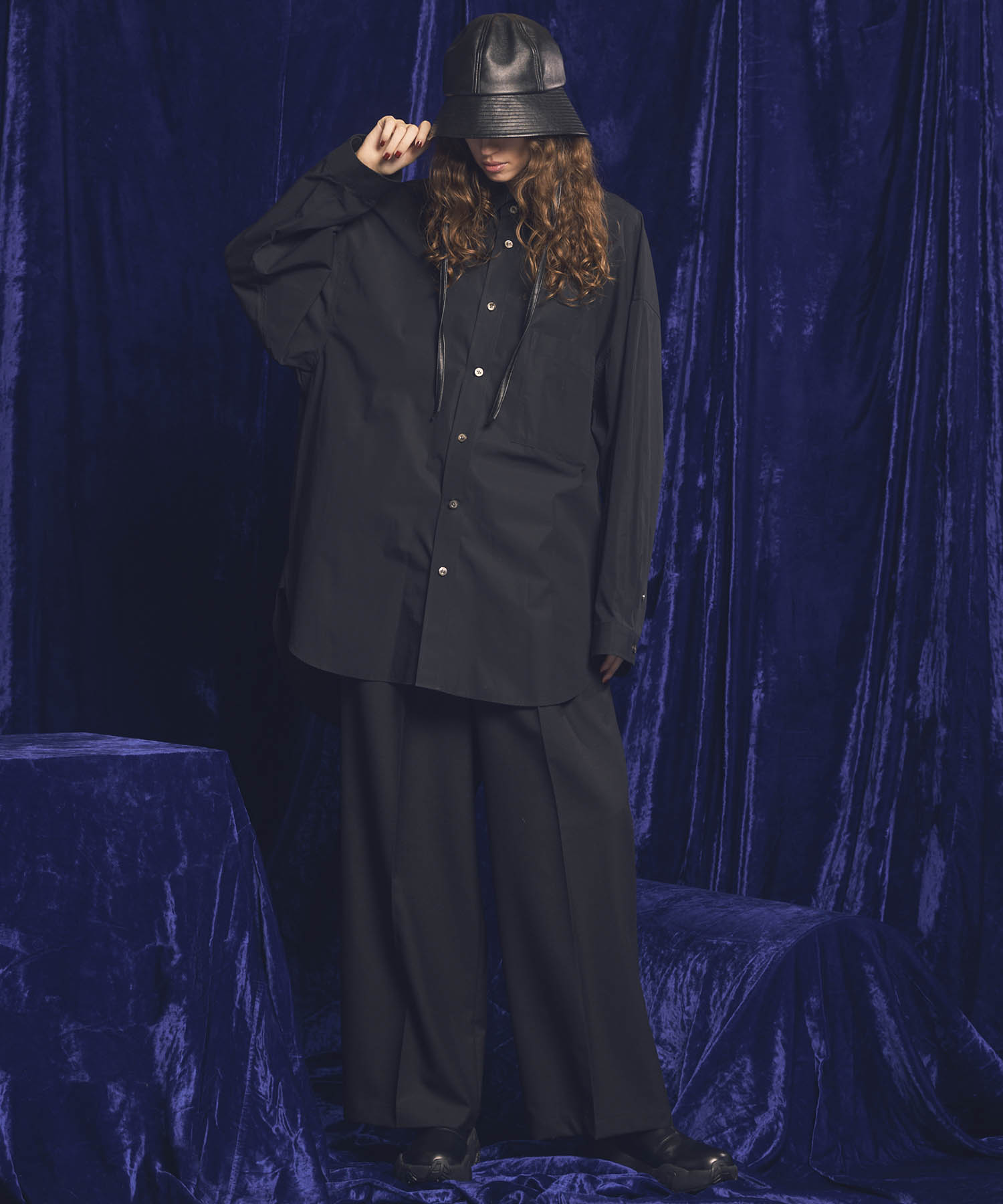 【Italian Dead Stock Fabric】Two-Tuck Wide Pants