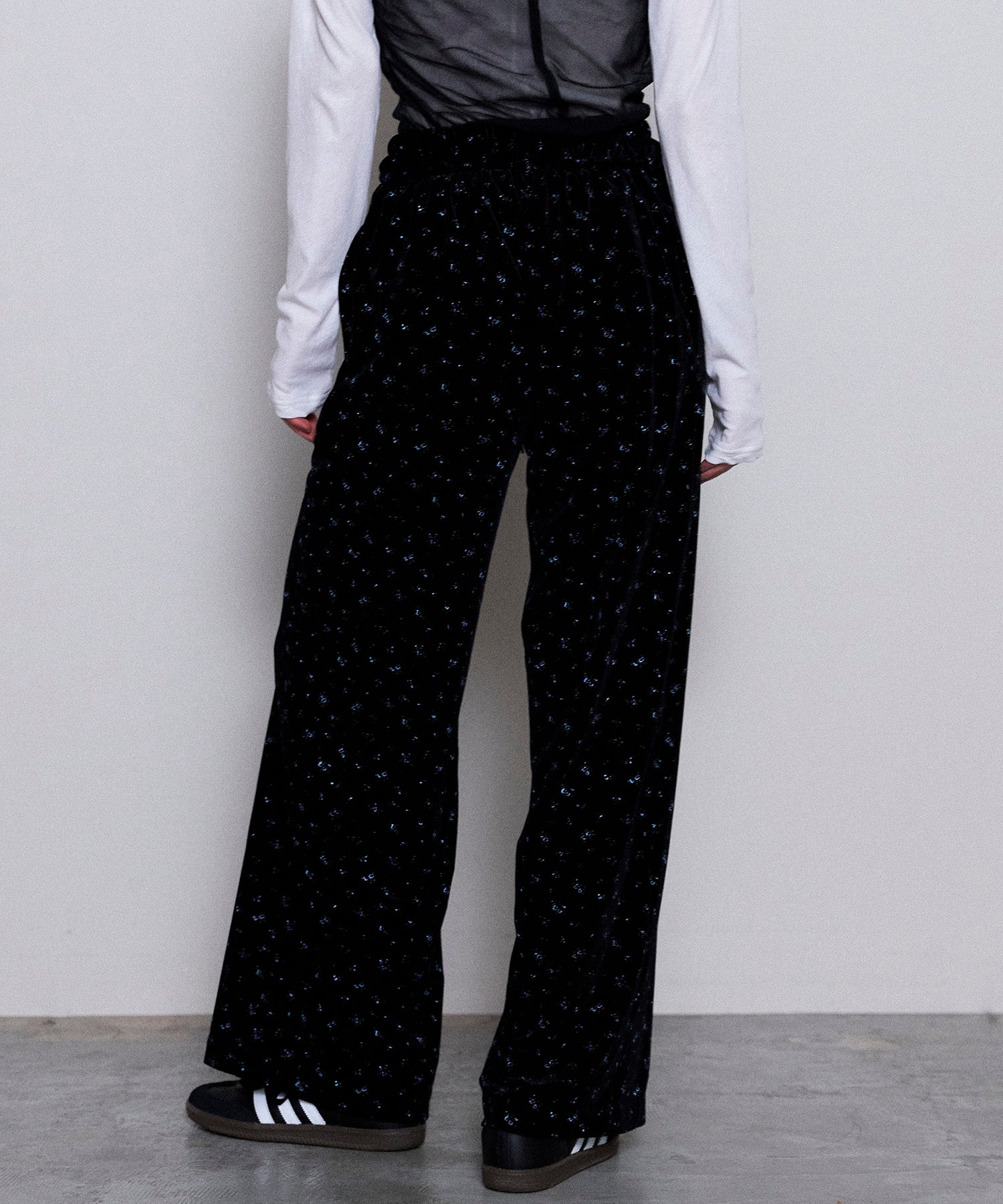 【PRE-ORDER】Flower Velor Easy Pants