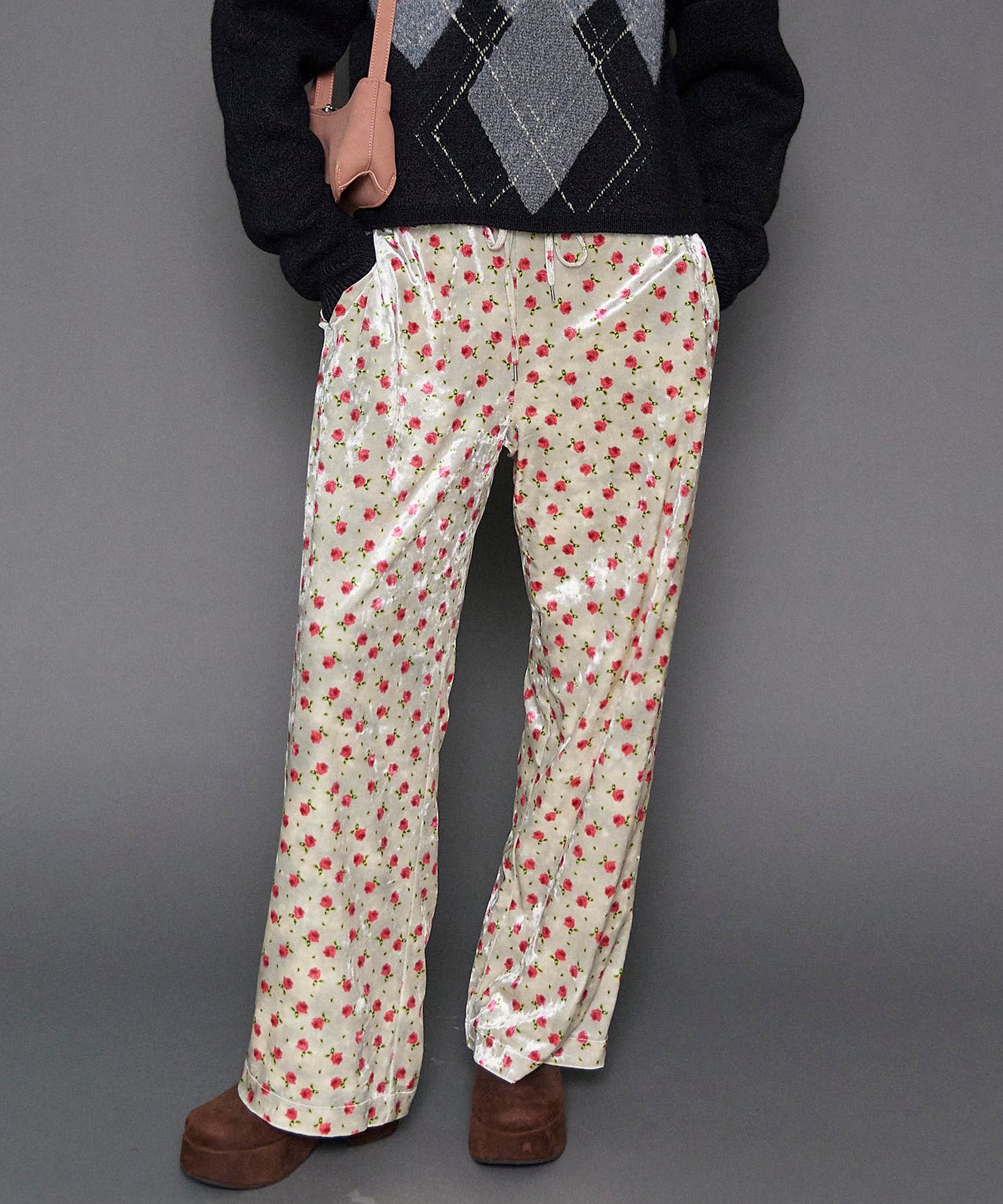 【PRE-ORDER】Flower Velor Easy Pants