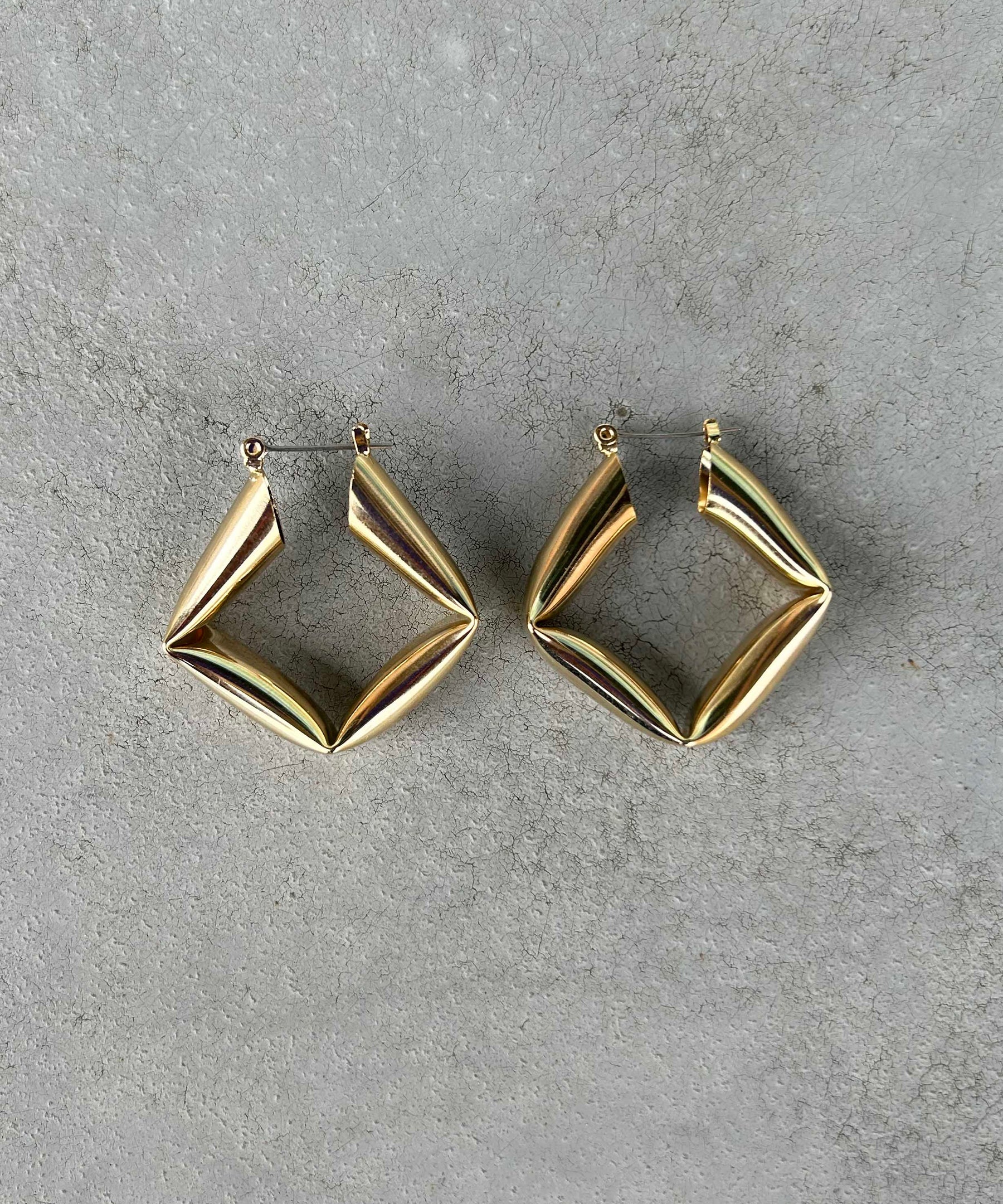 Square Hoop Pierced Earrings