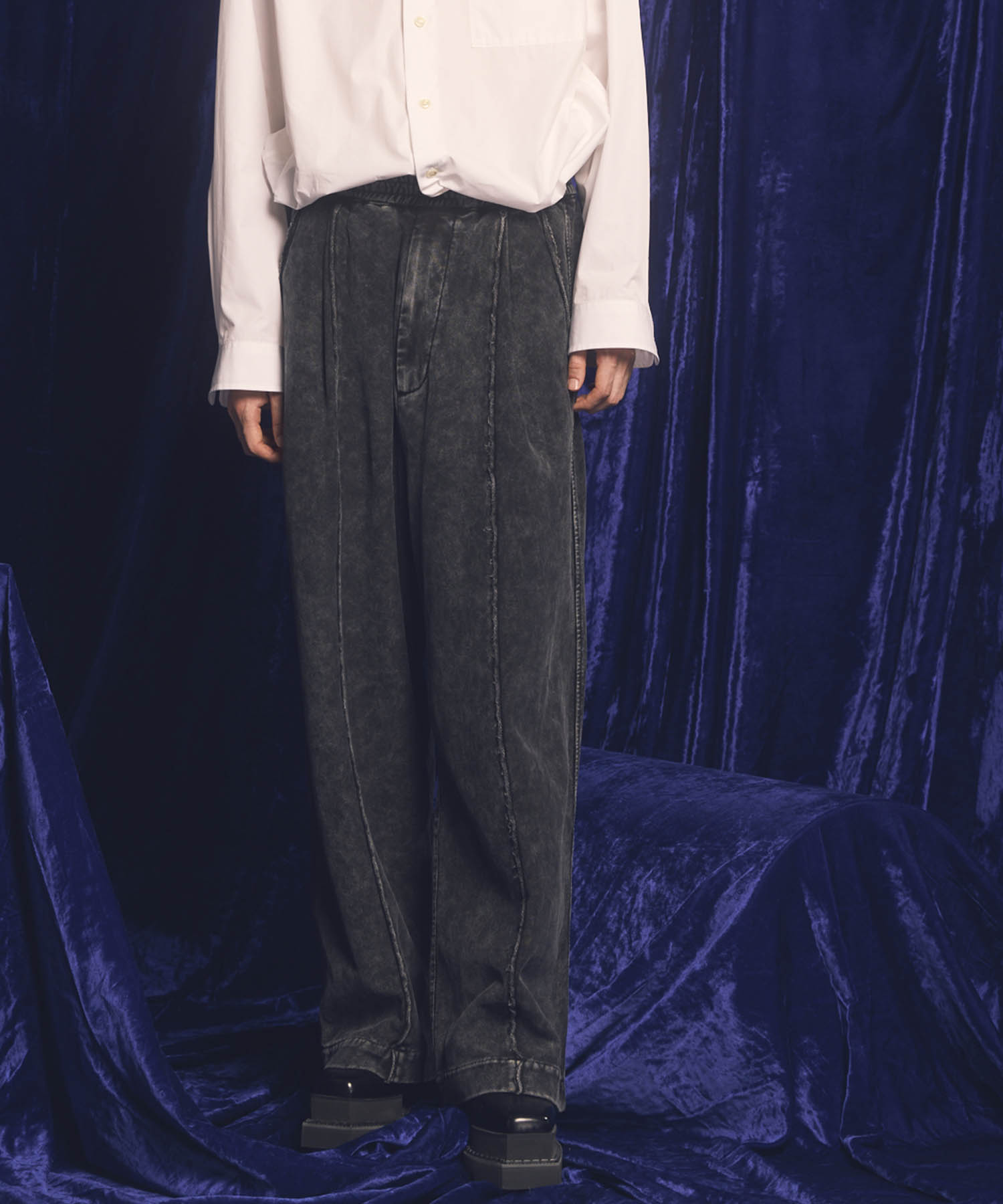 Chemical Over-Dye Heavy-Weight Sweat Pin tuck Easy Wide Pants