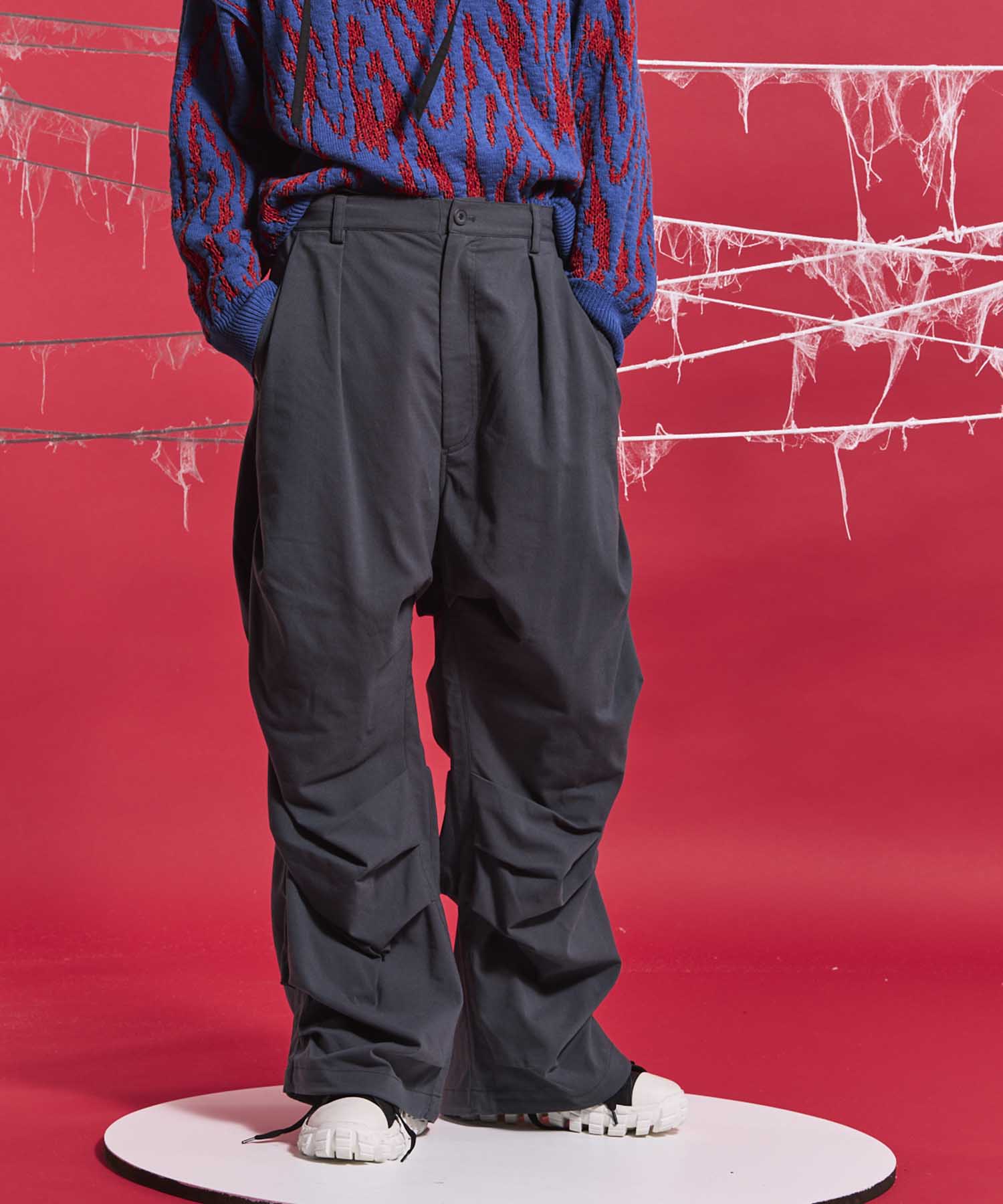 Prime-Wide Random Tucks Parachute Pants