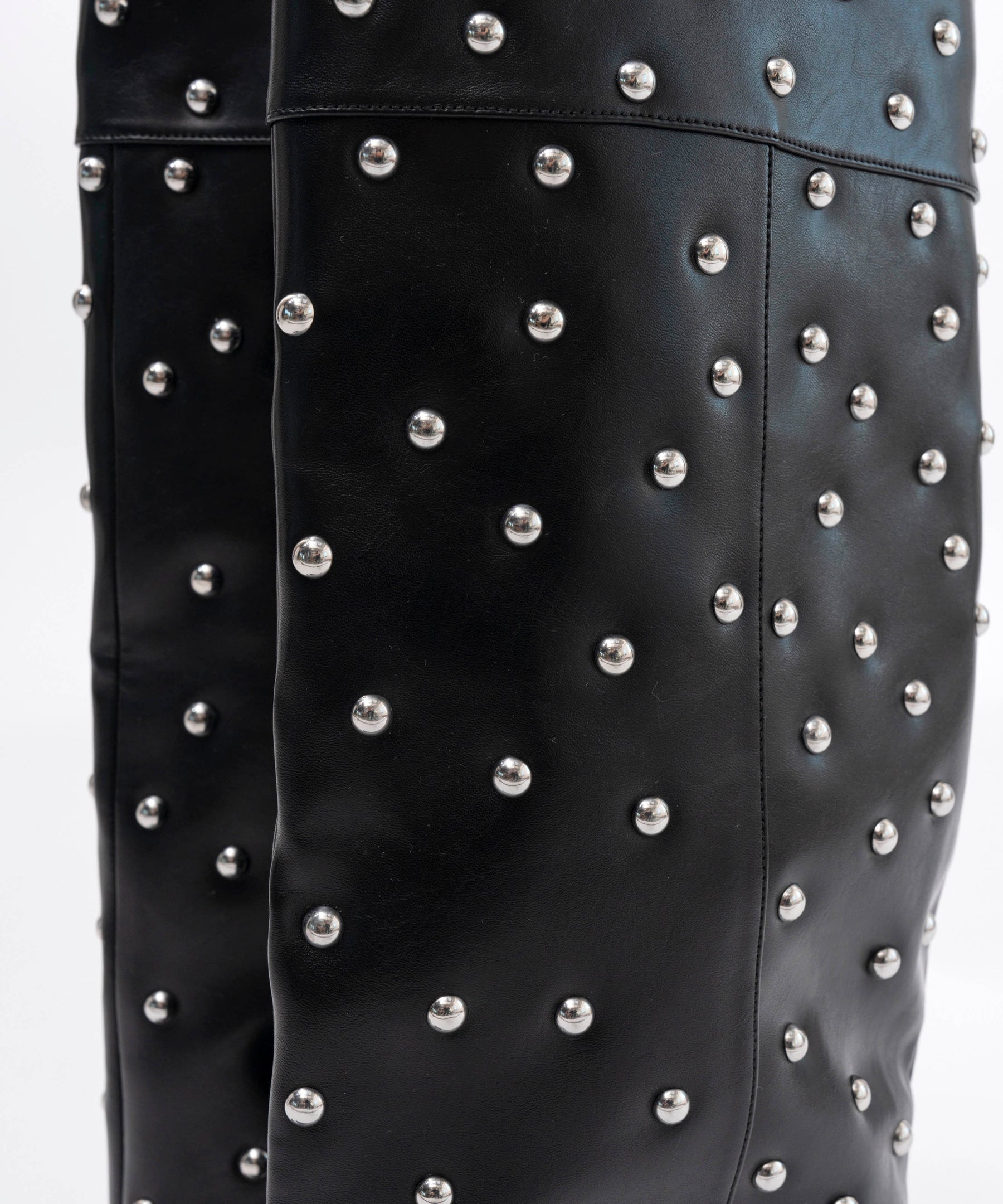 Studs Loose Long Boots