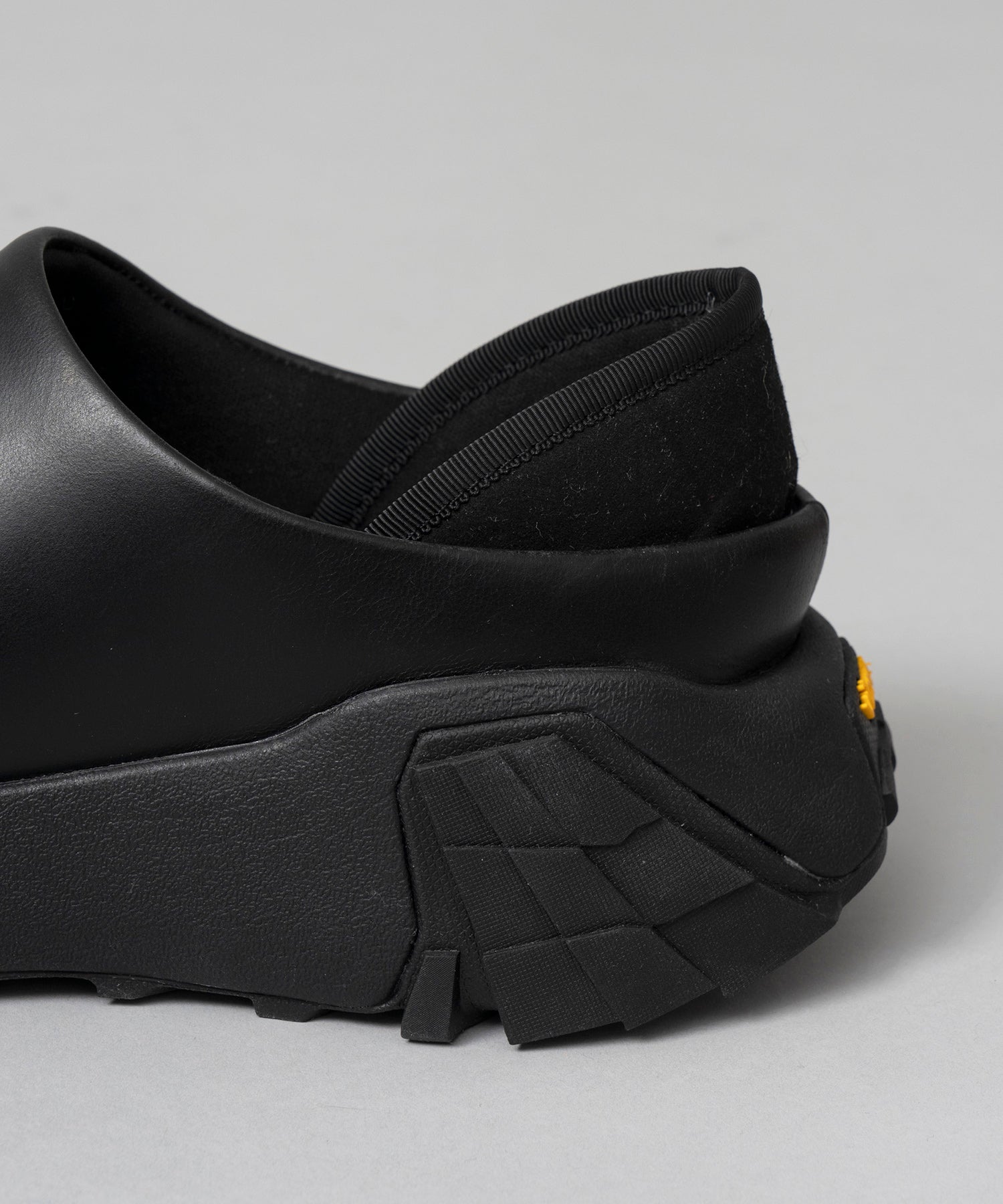 【SPECIAL SHOES FACTORY COLLABORATION】Vibram Sole Slip-Ons Type Sneaker Made In TOKYO