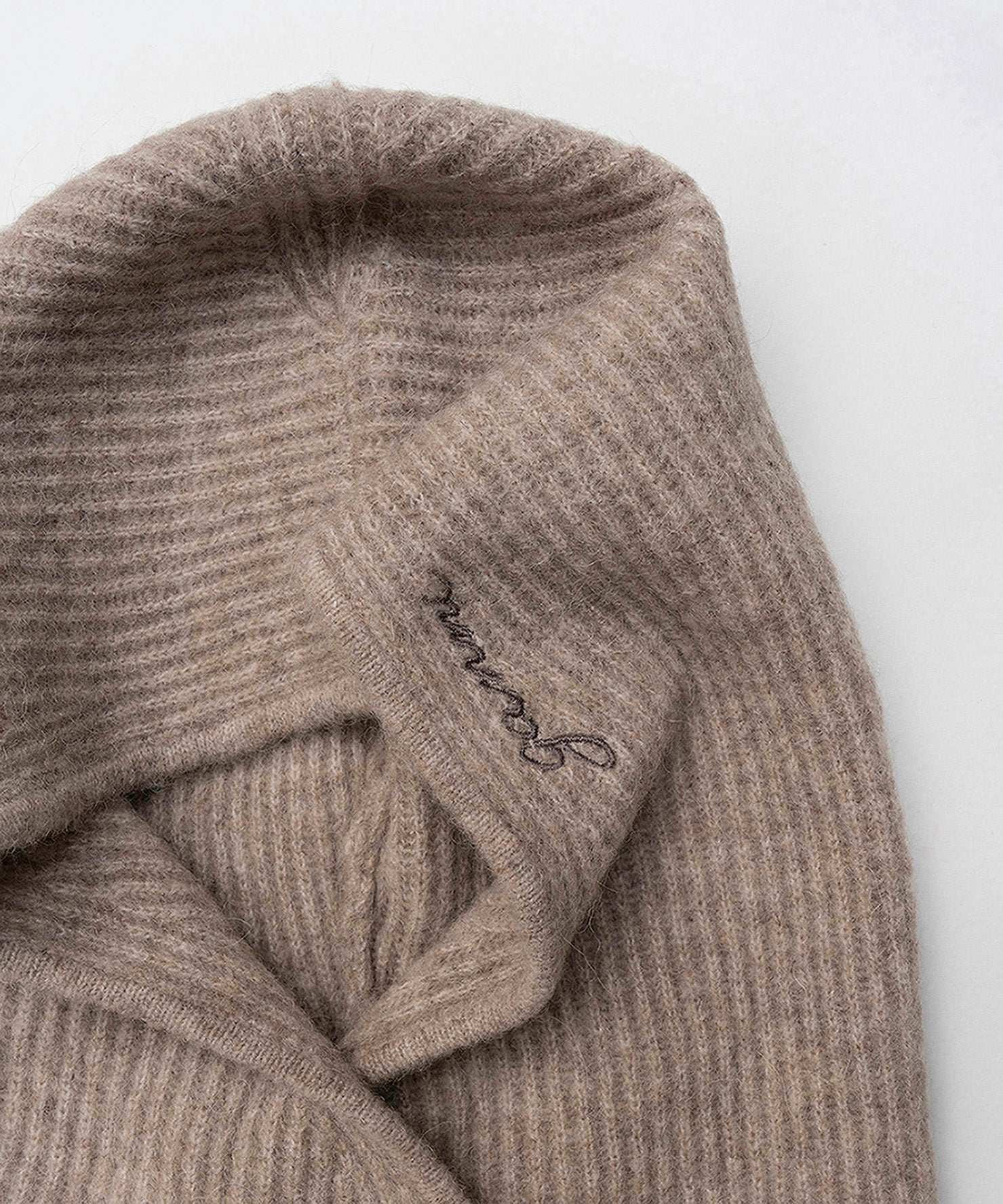 【GANNI】Soft Wool Balaclava