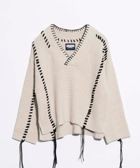 Oni-Waffle Embroidery Prime-Over V-Neck Knit Pullover