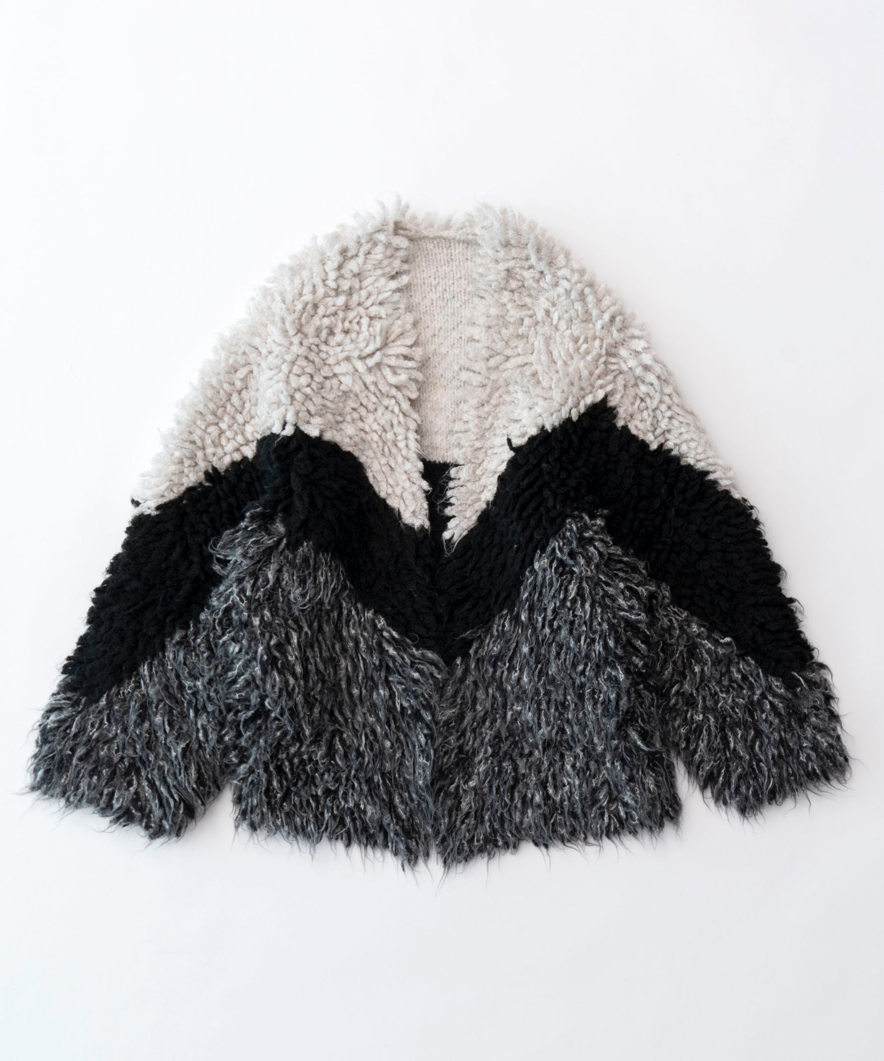 【SALE】Bicolor Loop Shaggy Knit Cardigan