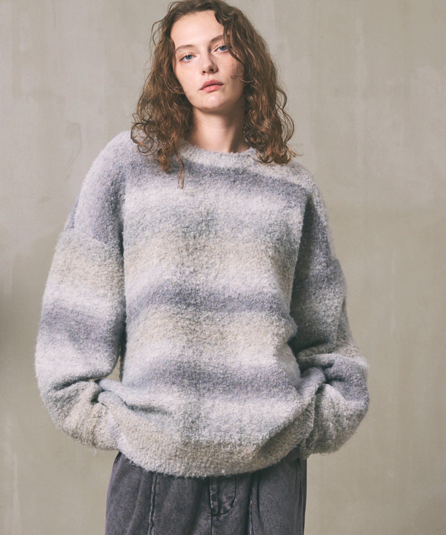 MOKOMOKO Gradation Border Prime-Over Crew Neck Knit Pullover