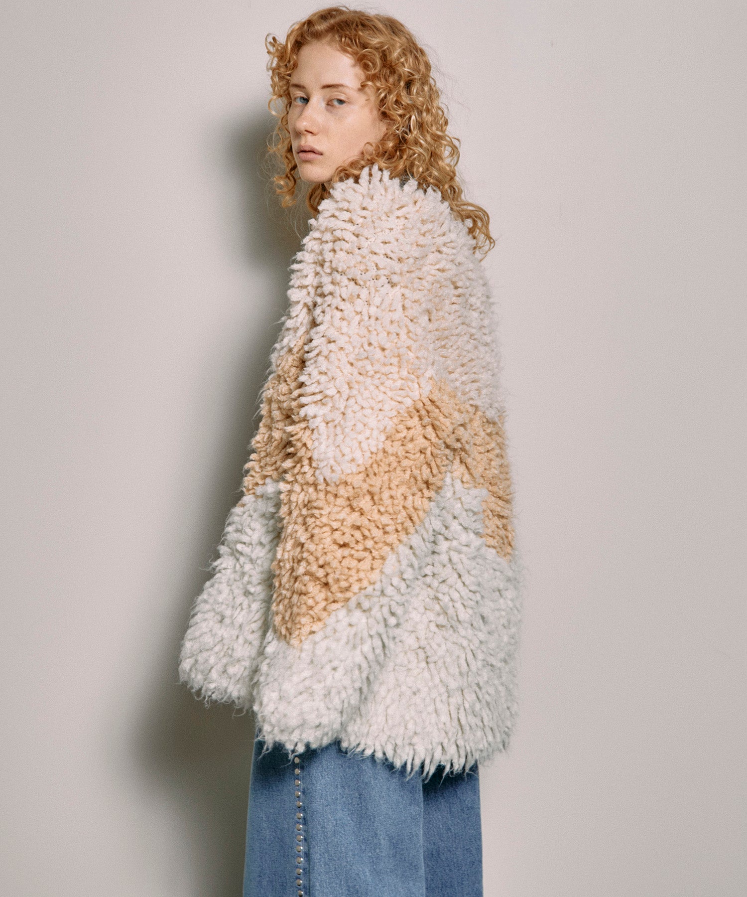 【SALE】Bicolor Loop Shaggy Knit Cardigan