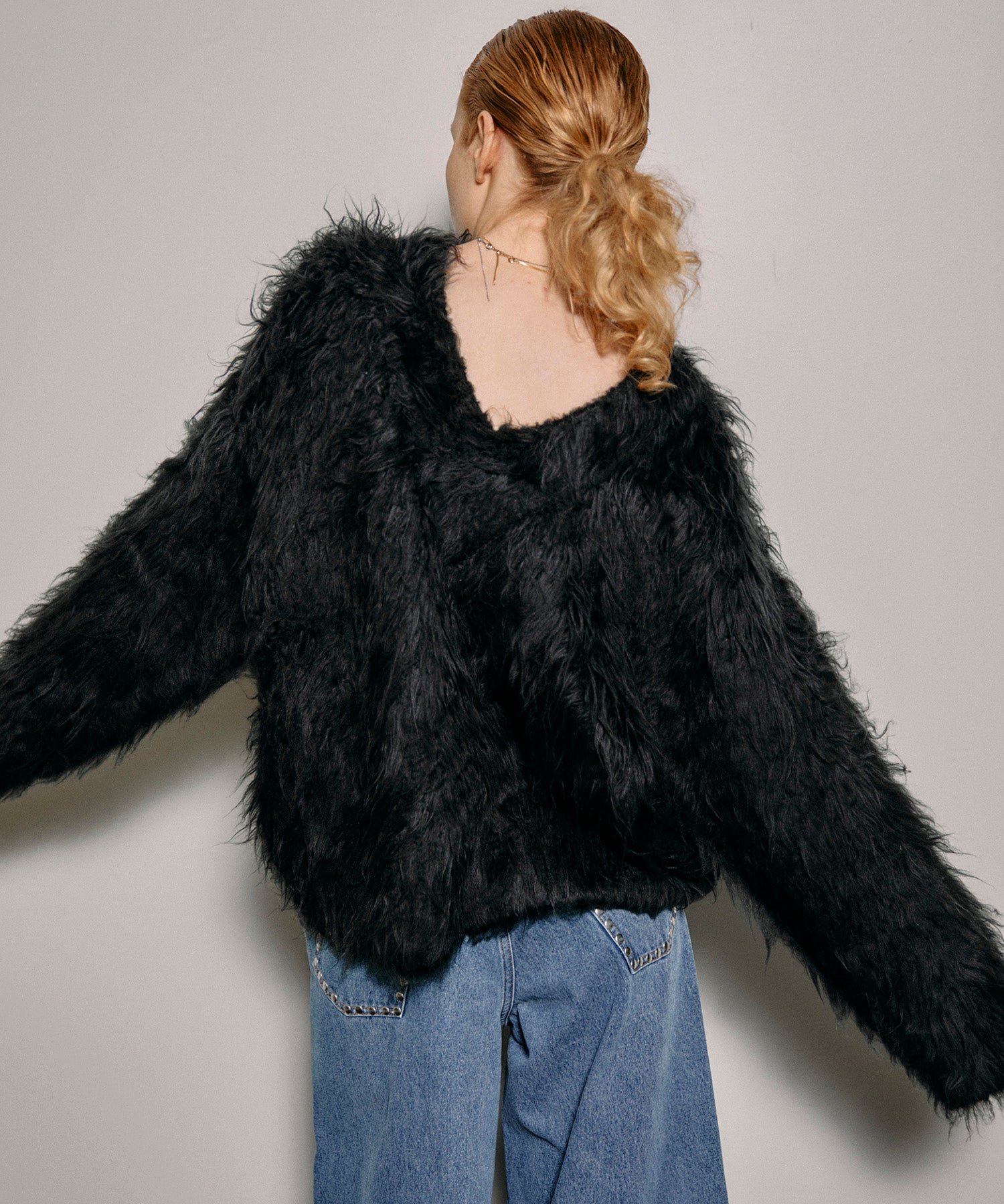 【SALE】2way V-neck Shaggy Knit Wear