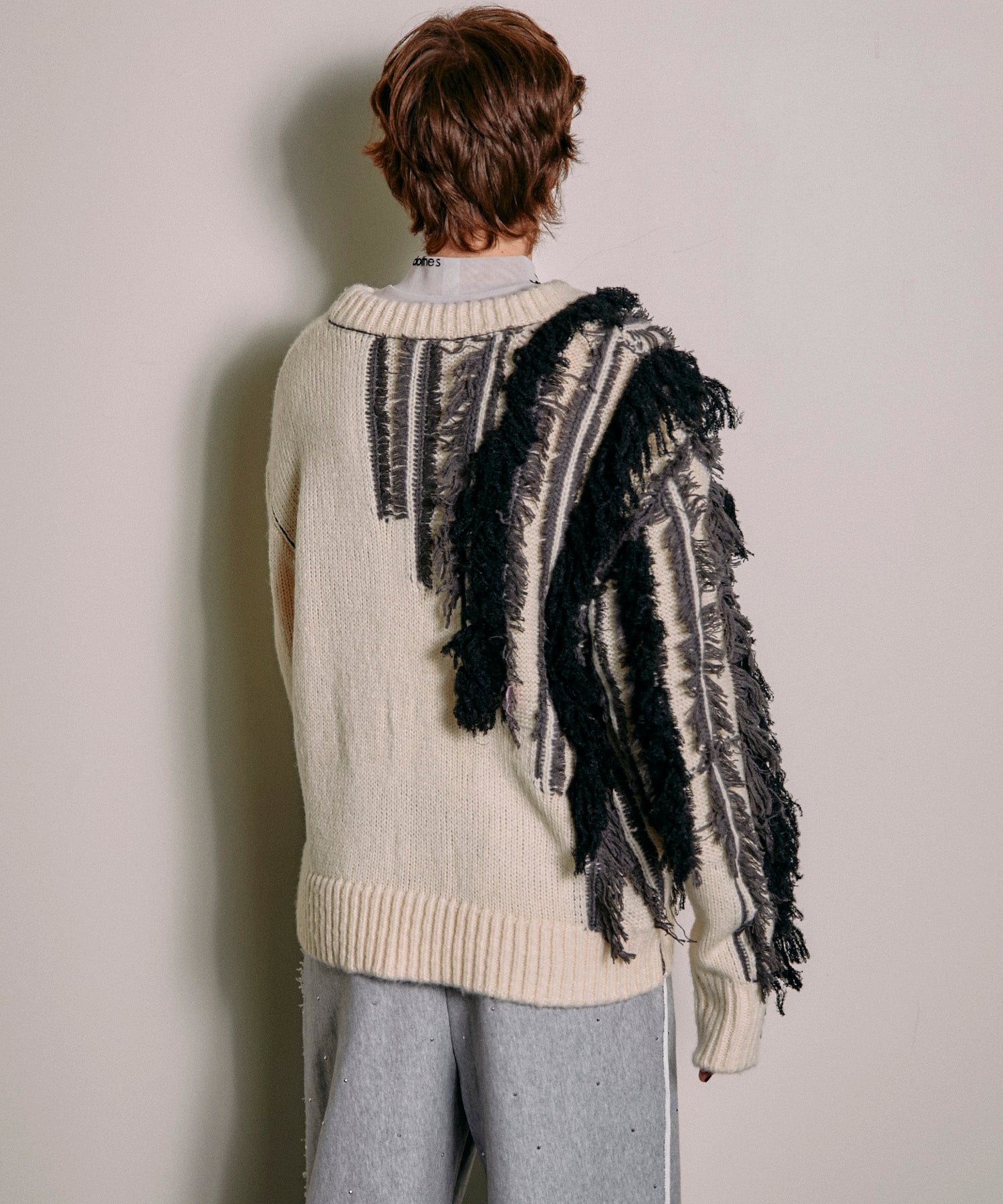 【SALE】Random Cut Fringe Knit