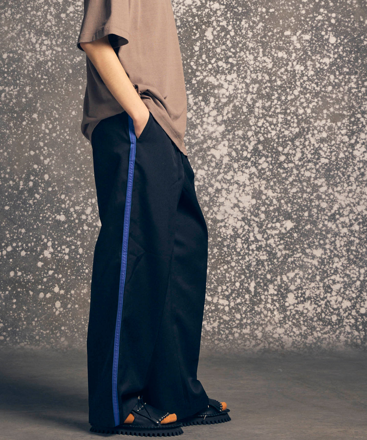 Side Line Twill Wide Pants