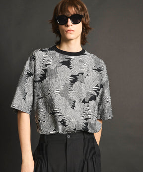 Leaf Back Cut Jacquard Prime-Over Crew Neck T-shirt