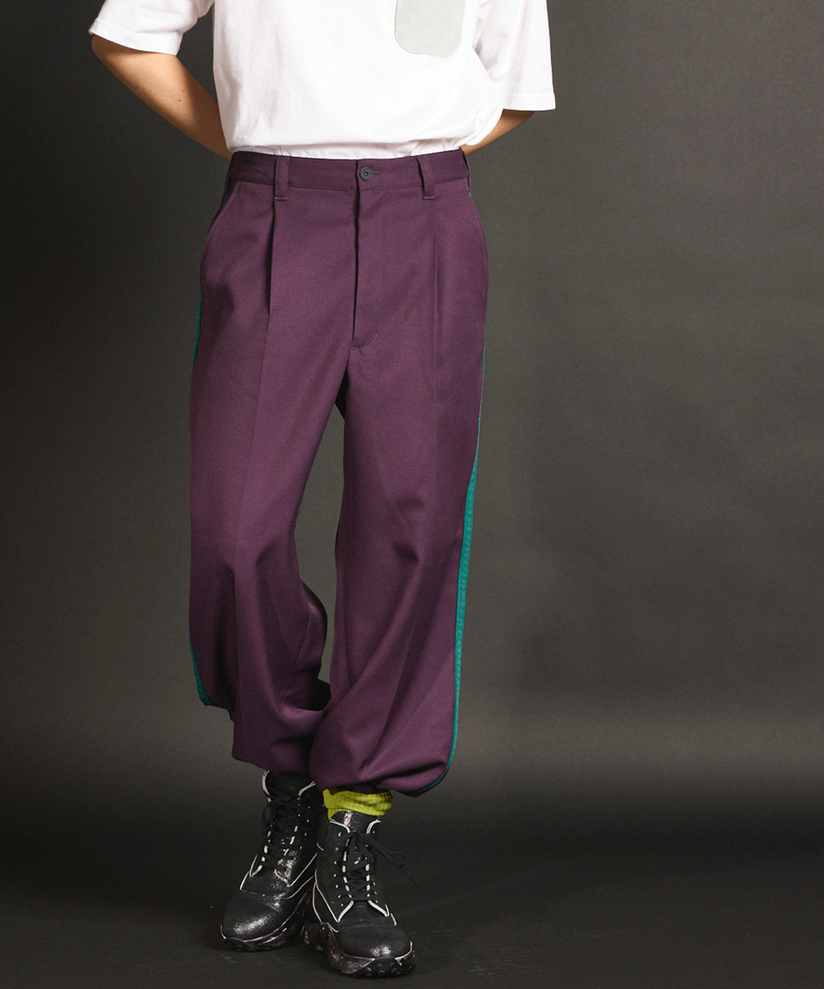 Side Line Twill Wide Pants