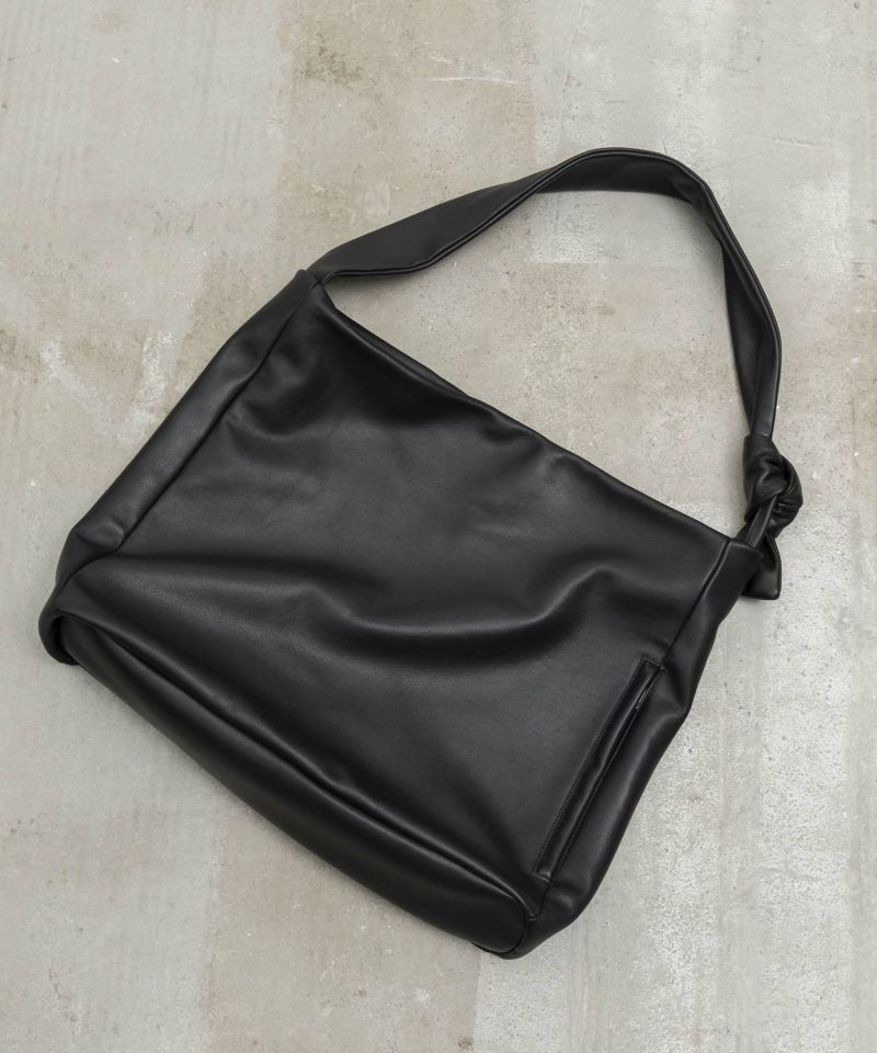 【PRE-ORDER】Leather Shoulder Bag