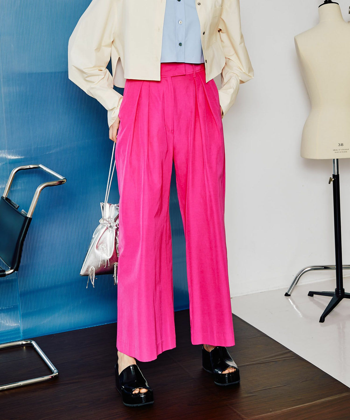 【SALE】Silky Taffeta Tuck Wide Pants